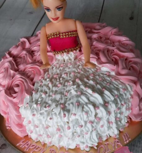 Tiara Cakery: .. Barbie cake .. | Barbie birthday cake, Barbie doll  birthday cake, Barbie doll cakes
