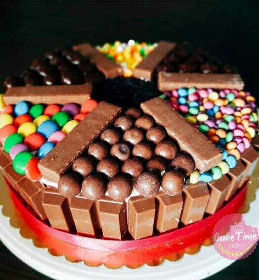 Kitkat Candy Cake