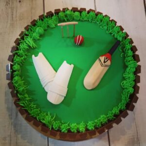 Kitkat Cricket Theme Cake